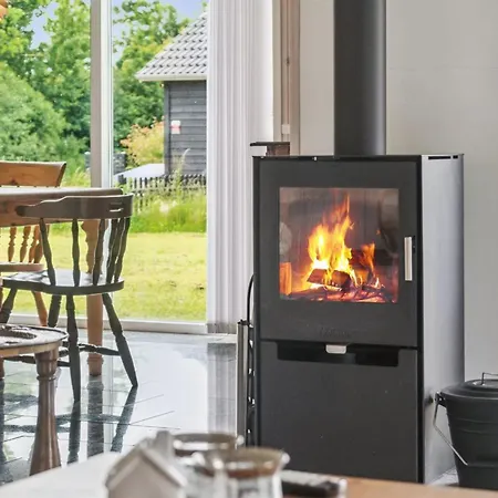 Ruzica - 300m From The Sea By Interhome